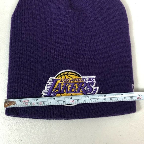 Vintage New Era Los Angeles Lakers Logo Embroidered NBA Beanie Knit Hat LA Cap - Picture 9 of 9